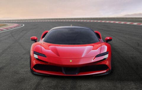 Ferrari SF90 Stradale Anteriore