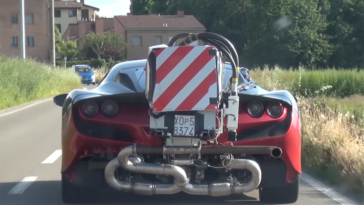Ferrari F8 Tributo particolare esemplare