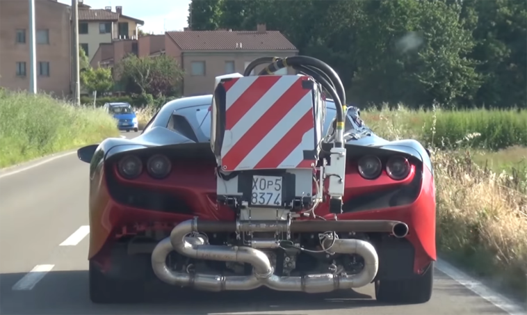 Ferrari F8 Tributo particolare esemplare