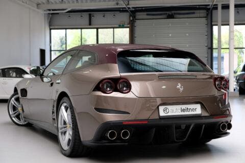 Ferrari GTC4Lusso Marrone Metallic