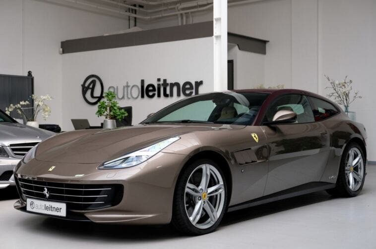 Ferrari GTC4Lusso Marrone Metallic