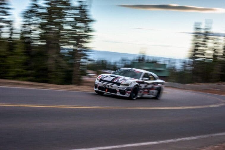 Dodge Charger SRT Hellcat Widebody Pikes Peak