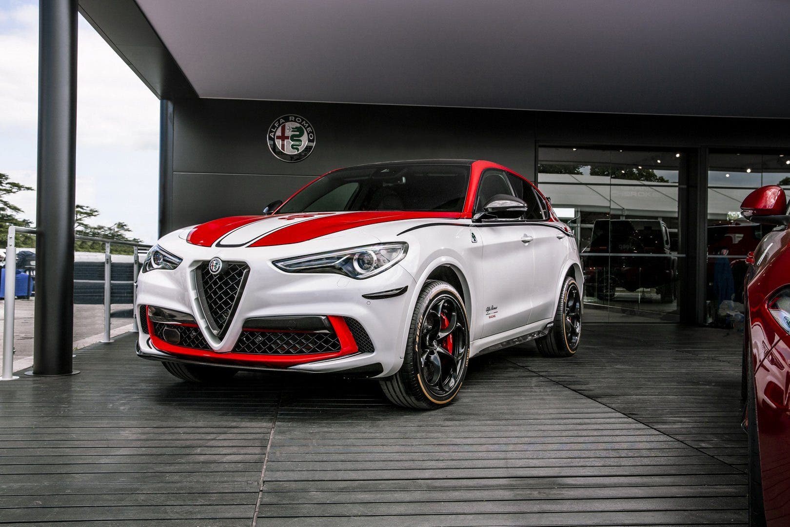 Alfa Romeo Stelvio Quadrifoglio Racing