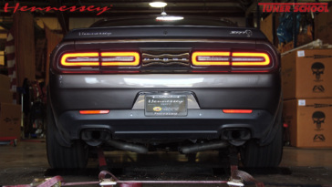 Dodge Challenger SRT Hellcat Hennessey