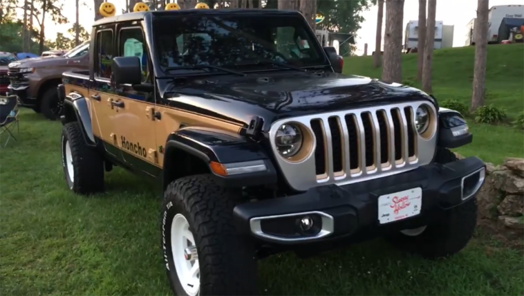 Jeep Gladiator J-10 Honcho