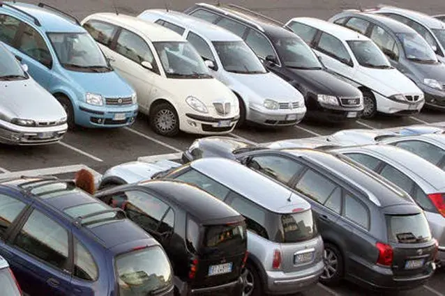 Mercato auto prezzi