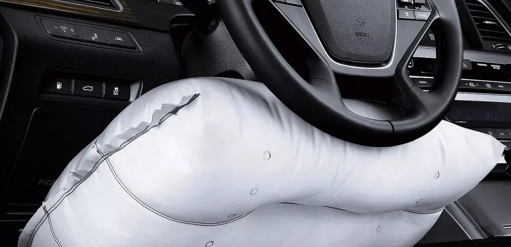Airbag per le ginocchia