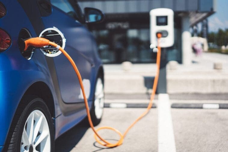 Auto elettriche vendite