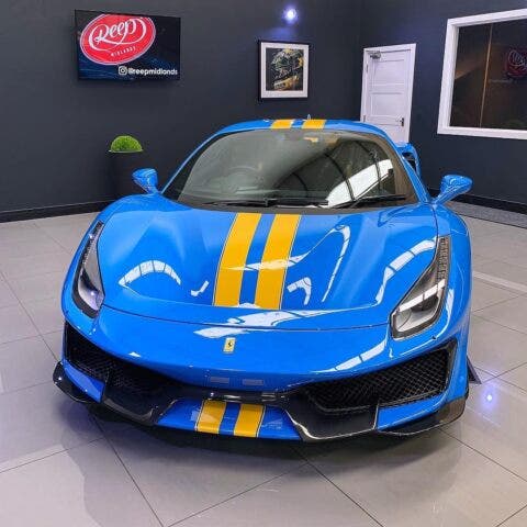 Ferrari 488 Pista Azzurro Dino