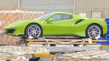 Ferrari 488 Pista Spider Verde Germoglio