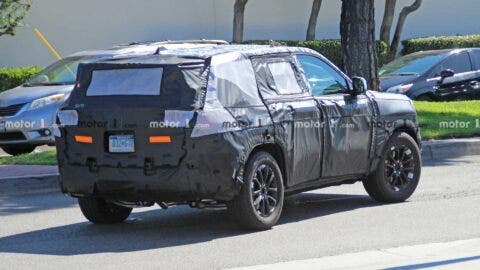 Jeep Grand Cherokee 2021 foto spia