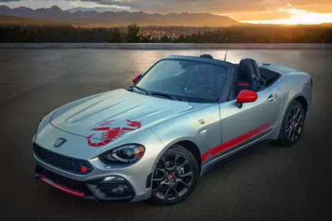 Fiat 124 Spider Abarth 2020 Scorpion Sting