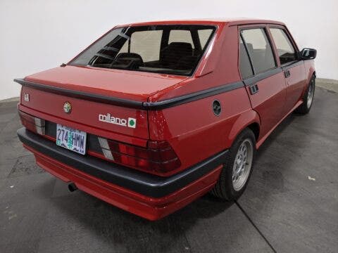 Alfa Romeo Milano Verde 1988 asta