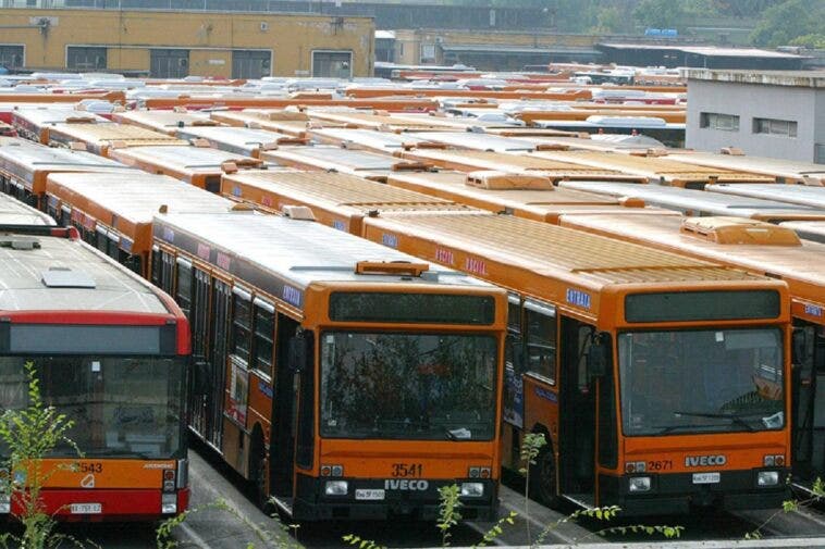 Autobus parco circolante Italia