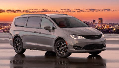 Chrysler Pacifica Red S Edition