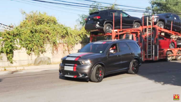 Dodge Durango SRT motore Hellcat cofano Demon