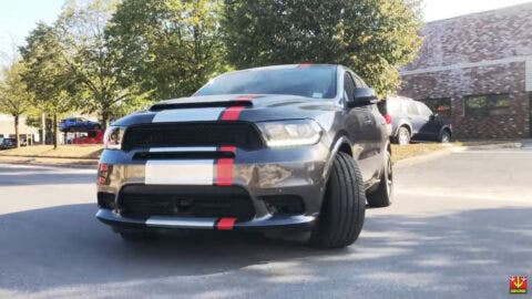 Dodge Durango SRT motore Hellcat cofano Demon