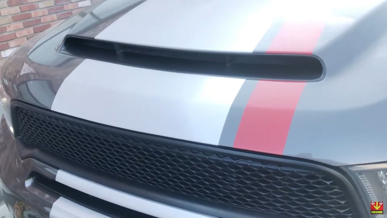 Dodge Durango SRT motore Hellcat cofano Demon