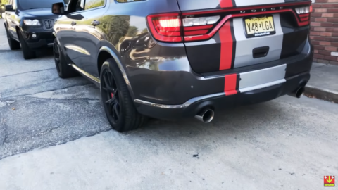 Dodge Durango SRT motore Hellcat cofano Demon