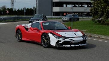 Ferrari F8 Spider prototipo test