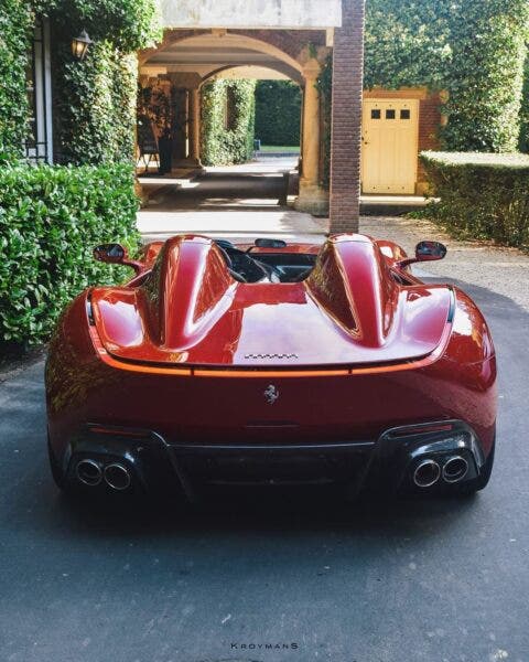 Ferrari Monza SP2 rosso oro
