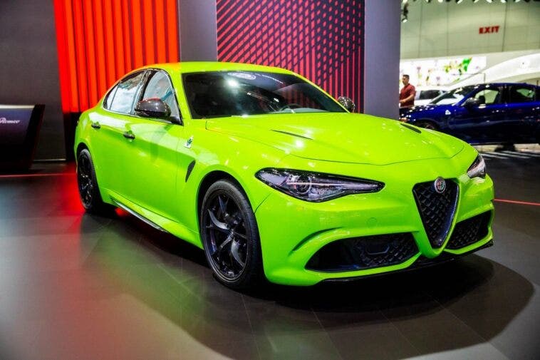 Alfa Romeo Giulia Quadrifoglio verde neon