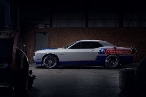 Dodge Challenger Drag Pak 2020