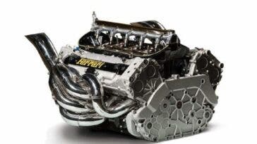 Ferrari F2002 V10 asta
