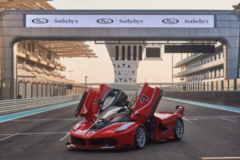 Ferrari FXX-K Rosso Corsa asta