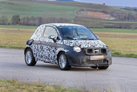 Fiat 500e 2021 prototipi foto spia