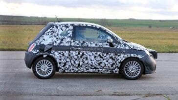 Fiat 500e 2021 prototipi foto spia