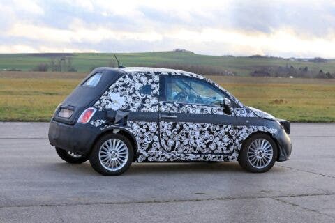 Fiat 500e 2021 prototipi foto spia