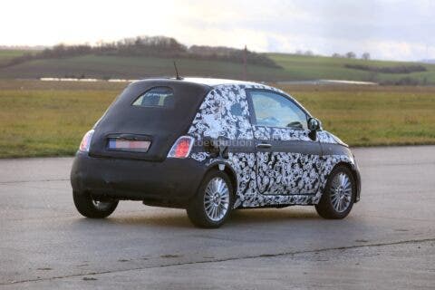 Fiat 500e 2021 prototipi foto spia