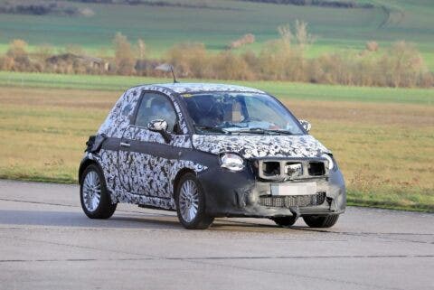 Fiat 500e 2021 prototipi foto spia