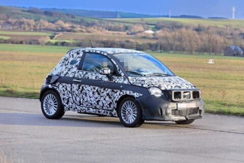 Fiat 500e 2021 prototipi foto spia