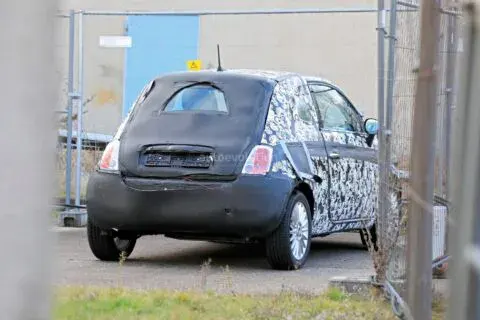 Fiat 500e 2021 prototipi foto spia