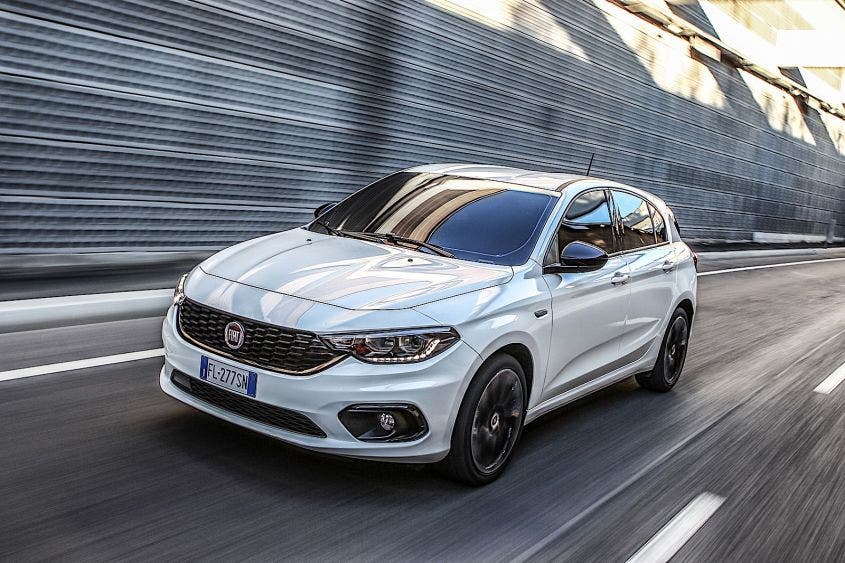 Fiat Tipo cambio automatico