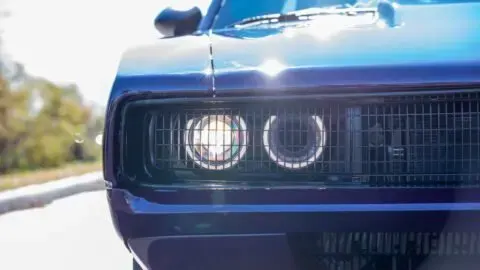 Dodge Challenger SRT Hellcat conversione Charger asta