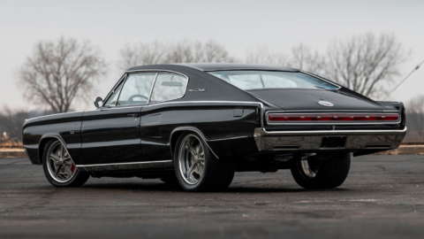 Dodge Charger 1967 528 Hemi V8 asta