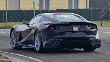 Ferrari 812