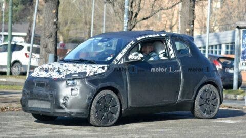 Fiat 500e 2021 prototipo foto spia