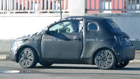 Fiat 500e 2021 prototipo foto spia