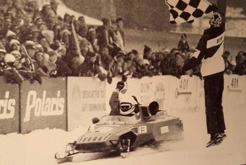 Gilles Villeneuve - 8