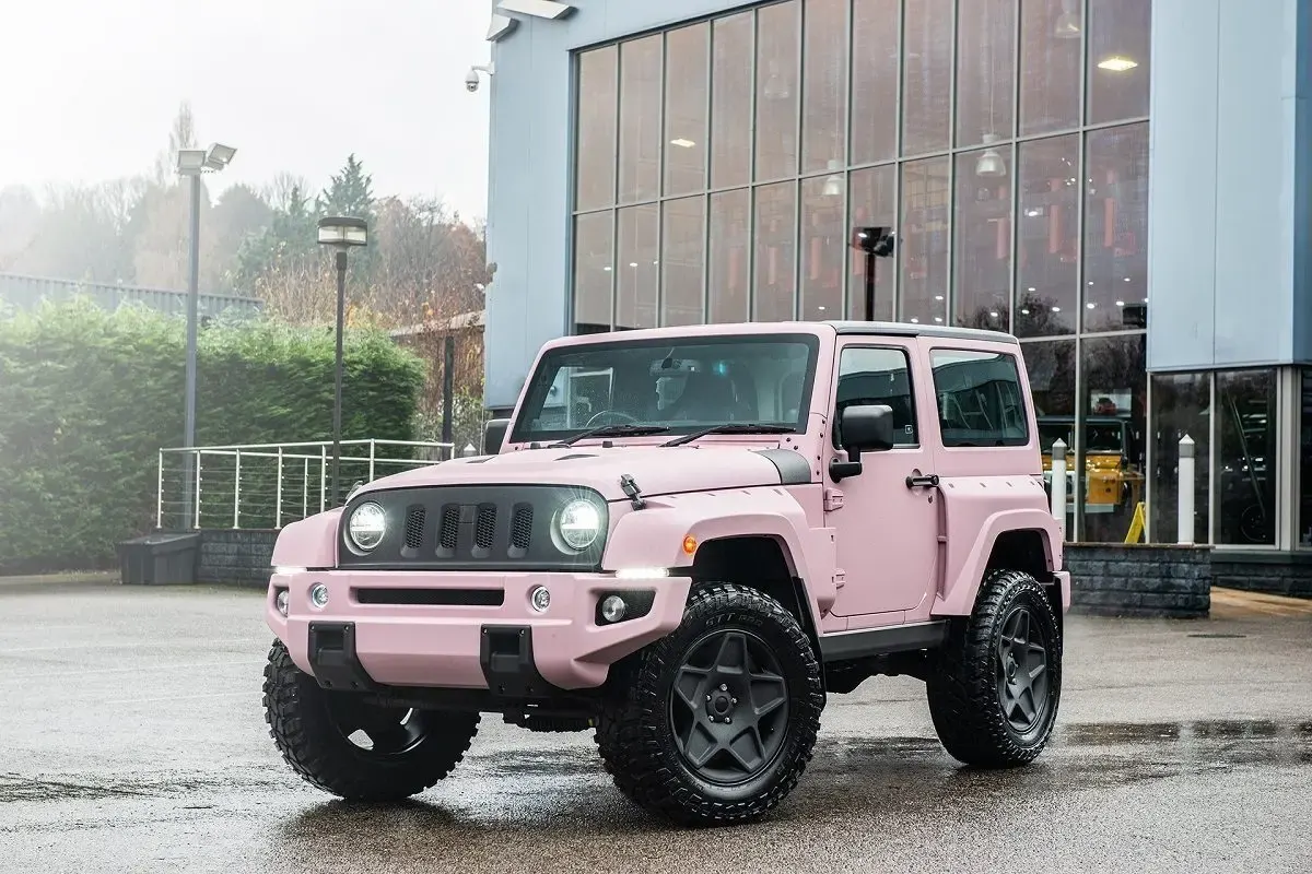 Jeep Wrangler rosa