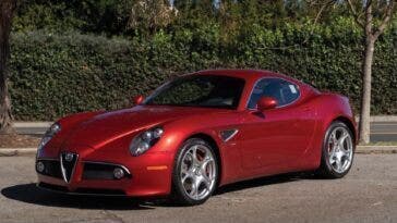 Alfa Romeo 8C Competizione 2008 asta