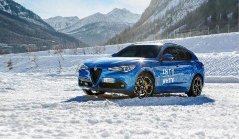 Alfa Romeo Giulia e Stelvio 2020 Into The White