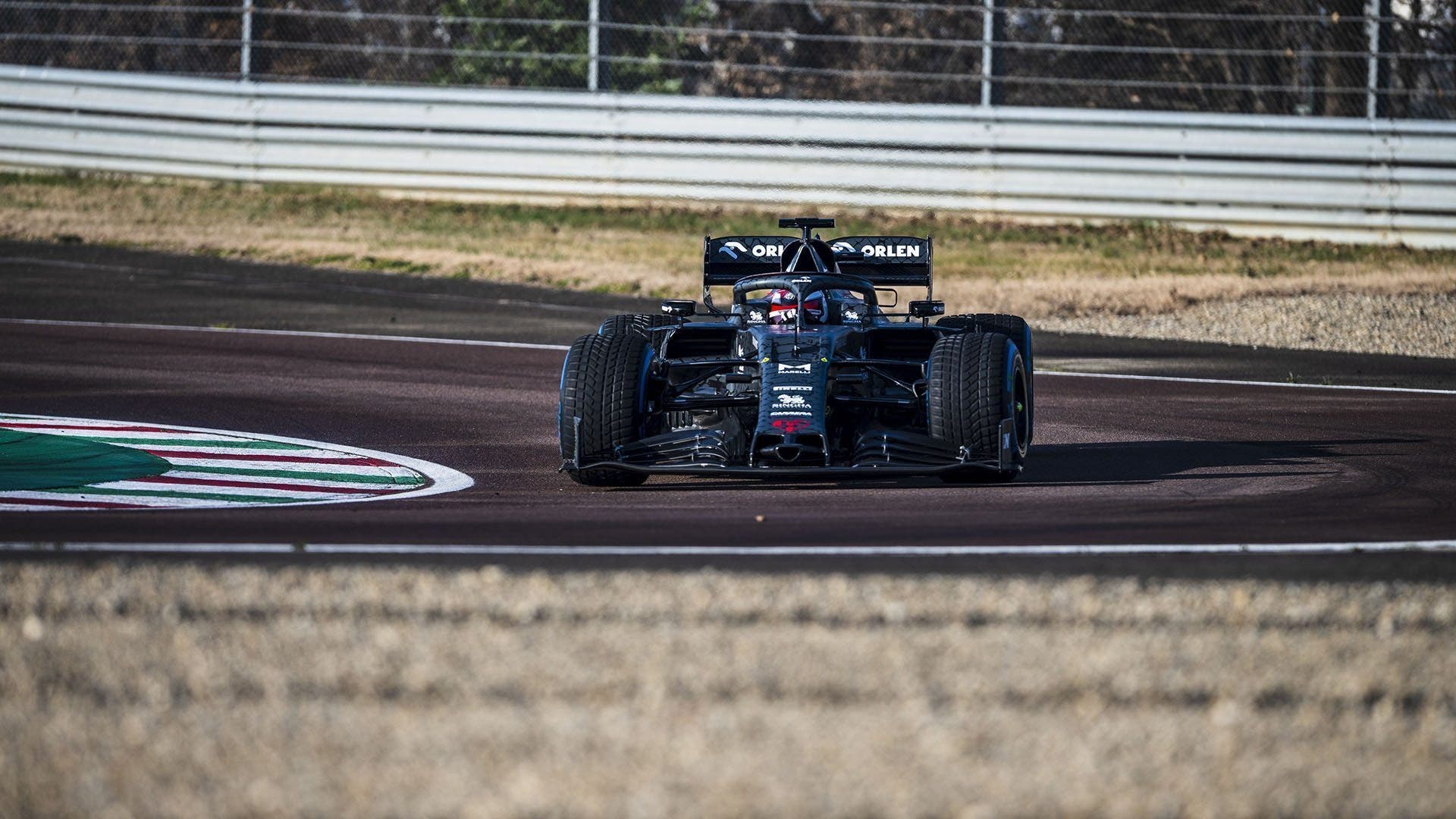 Ha girato a Fiorano la nuova Alfa Romeo Racing C39 - ClubAlfa.it