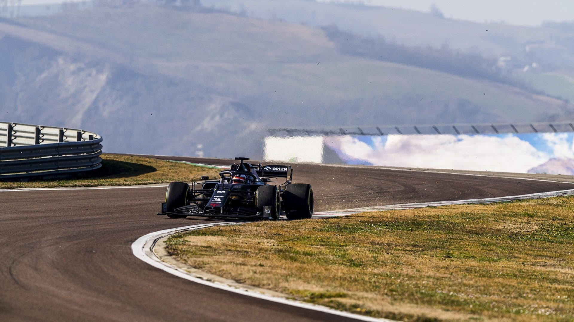 Ha girato a Fiorano la nuova Alfa Romeo Racing C39 - ClubAlfa.it