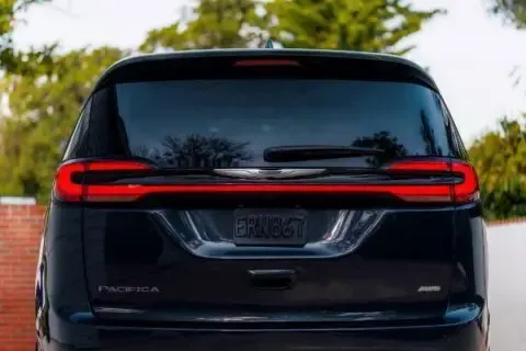 Chrysler Pacifica 2021