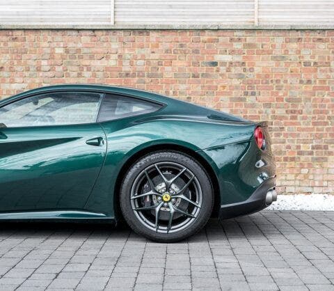 Ferrari 812 Superfast Verde Scuro